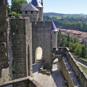 Le chemin de ronde de la Cité de Carcassonne