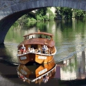 Promenade en “coche d’eau” sur l’Agout dans Castres